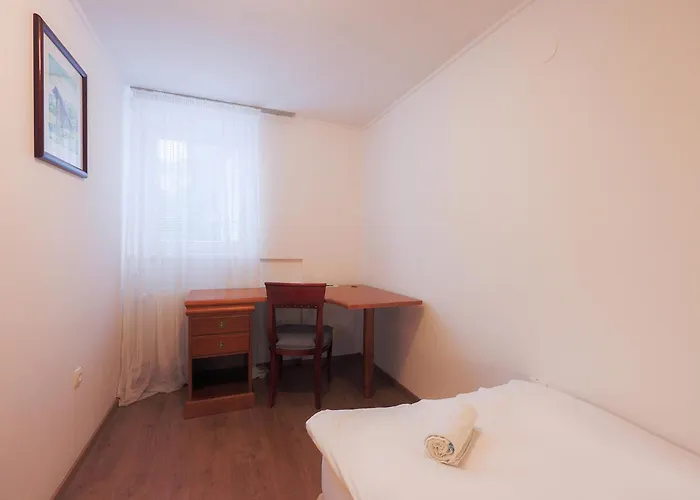 Papas Apartment