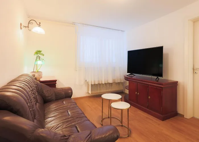 Papas Apartment